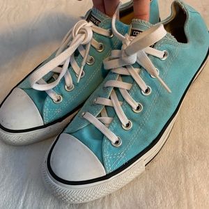 blue converse